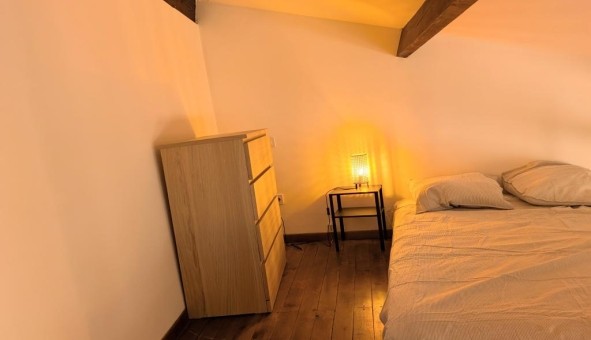 Logement tudiant T2 à Hyres (83400)