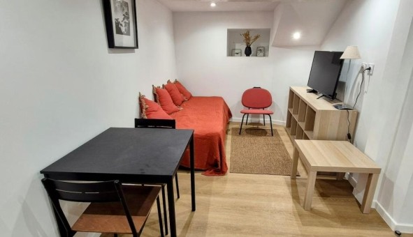 Logement tudiant T2 à Hyres (83400)