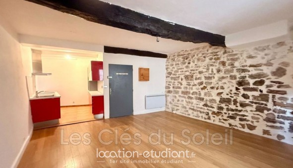 Logement �tudiant T2 &agrave; Hy�res (83400)