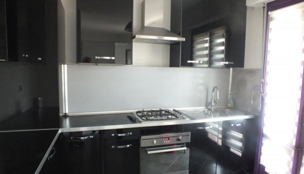 Logement �tudiant T2 &agrave; Hy�res (83400)