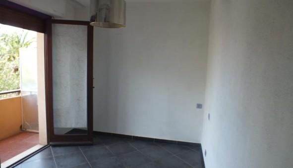 Logement �tudiant T2 &agrave; Hy�res (83400)