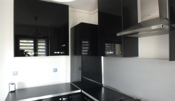 Logement �tudiant T2 &agrave; Hy�res (83400)