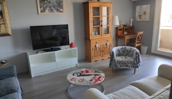 Logement �tudiant T2 &agrave; Hy�res (83400)