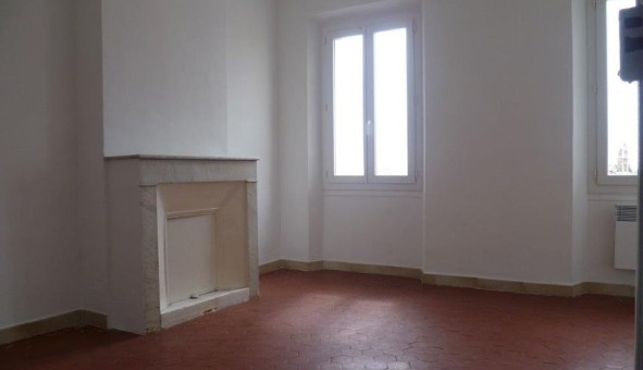 Logement �tudiant T2 &agrave; Hy�res (83400)