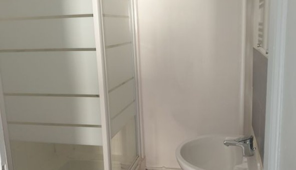 Logement �tudiant T2 &agrave; Hy�res (83400)