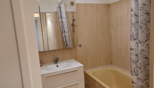 Logement tudiant T2 à Issy les Moulineaux (92130)