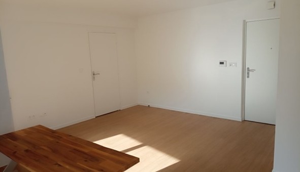 Logement �tudiant T2 &agrave; Ivry sur Seine (94200)