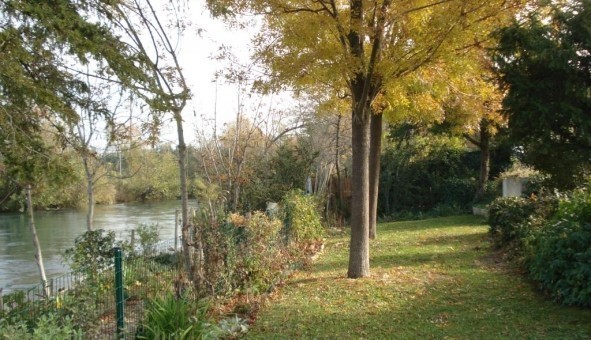Logement tudiant T2 à L'Isle sur la Sorgue (84800)