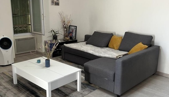 Logement tudiant T2 à La Barben (13330)