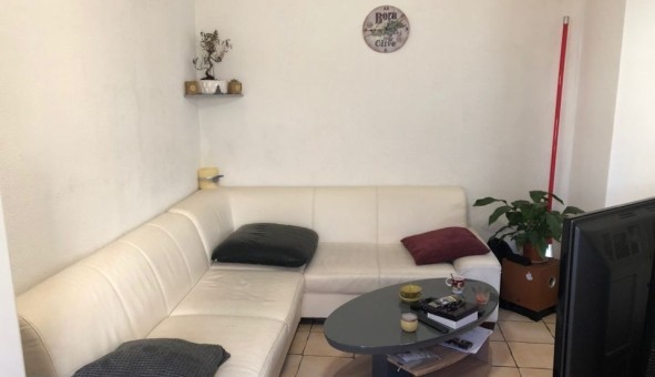 Logement �tudiant T2 &agrave; La Barben (13330)