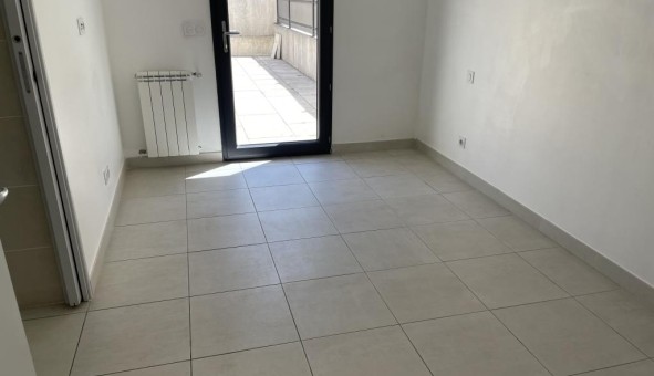 Logement tudiant T2 à La Bastidonne (84120)