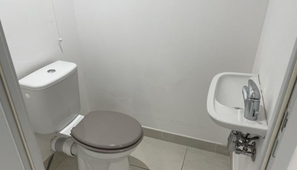 Logement tudiant T2 à La Bastidonne (84120)