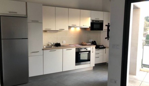 Logement �tudiant T2 &agrave; La Bastidonne (84120)