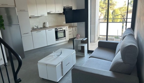 Logement �tudiant T2 &agrave; La Bastidonne (84120)