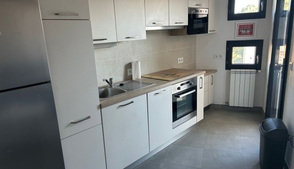 Logement �tudiant T2 &agrave; La Bastidonne (84120)