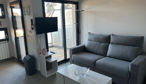 Logement �tudiant T2 &agrave; La Bastidonne (84120)