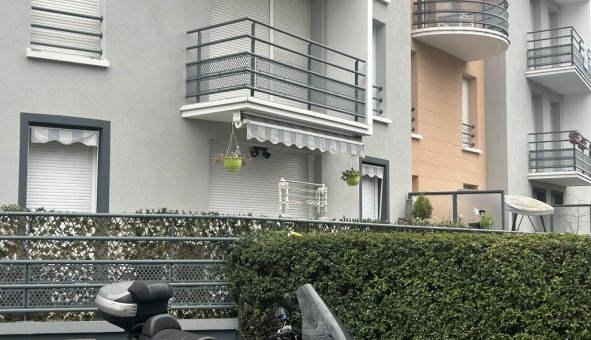 Logement tudiant T2 à Le Blanc Mesnil (93150)