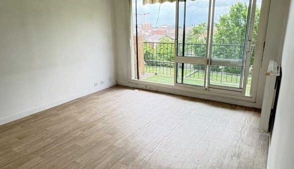 Logement tudiant Location T2 Vide Le Bourget (93350)