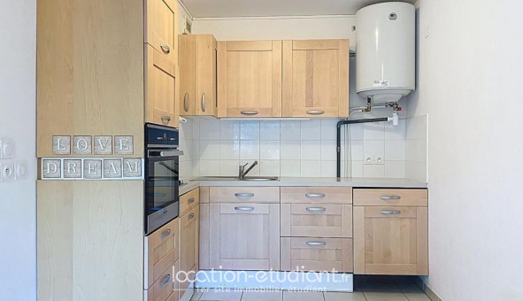 Logement tudiant T2 à Le Luc (83340)