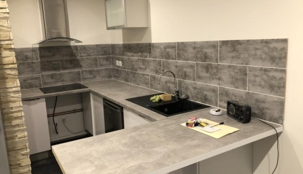 Logement tudiant T2 à Le Monastre (12000)