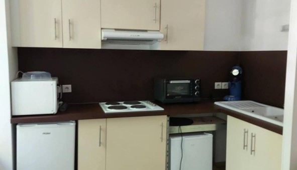 Logement �tudiant T2 &agrave; Le Monast�re (12000)