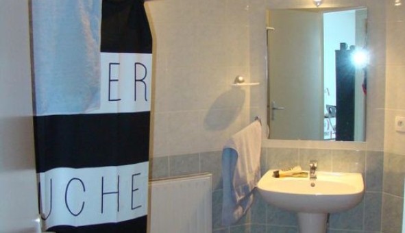 Logement �tudiant T2 &agrave; Le Monast�re (12000)