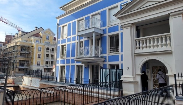 Logement tudiant Location T2 Vide Le Plessis Robinson (92350)