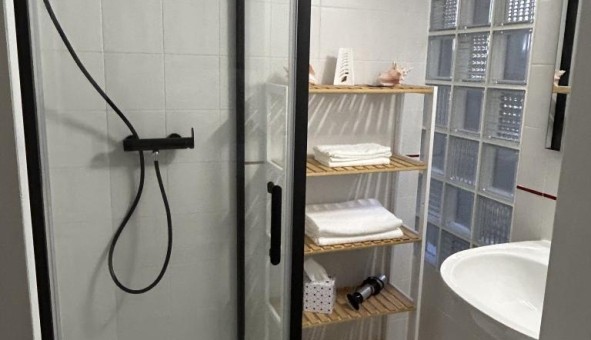 Logement tudiant T2 à Les Adrets de l'Estrel (83600)