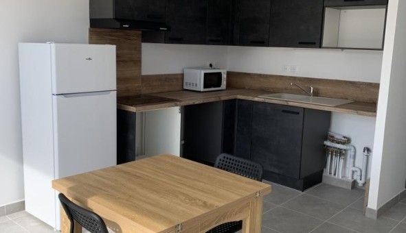 Logement tudiant T2 à Les Adrets de l'Estrel (83600)