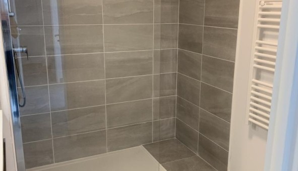 Logement tudiant T2 à Les Adrets de l'Estrel (83600)