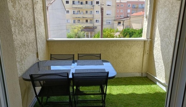 Logement �tudiant T2 &agrave; Les Adrets de l'Est�rel (83600)