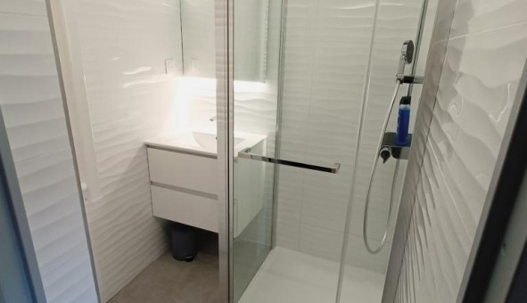 Logement �tudiant T2 &agrave; Les Adrets de l'Est�rel (83600)