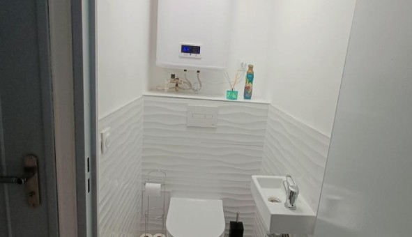 Logement �tudiant T2 &agrave; Les Adrets de l'Est�rel (83600)