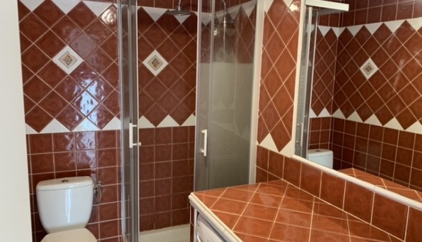 Logement tudiant T2 à Les Adrets de l'Estrel (83600)