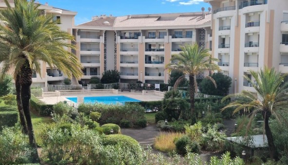 Logement tudiant T2 à Les Adrets de l'Estrel (83600)