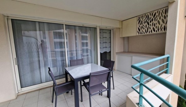 Logement tudiant T2 à Les Adrets de l'Estrel (83600)