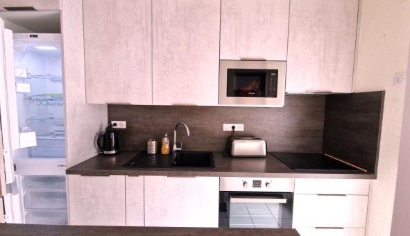 Logement �tudiant T2 &agrave; Les Adrets de l'Est�rel (83600)