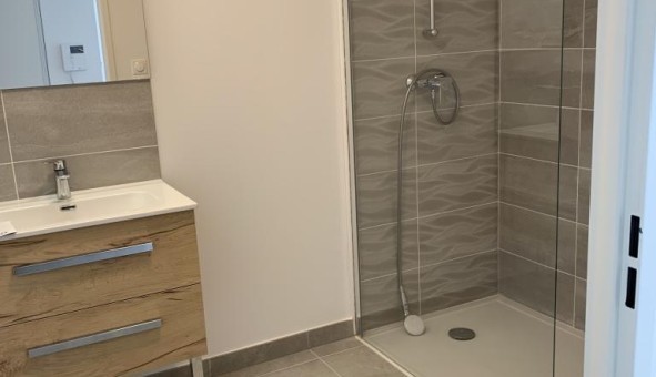 Logement �tudiant T2 &agrave; Les Adrets de l'Est�rel (83600)