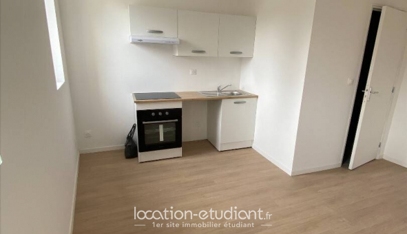 Logement étudiant Location T2 Vide Les Ayvelles (08000)