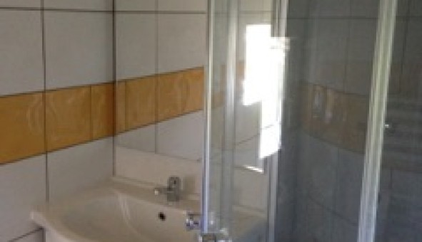 Logement tudiant T2 à Les Ayvelles (08000)