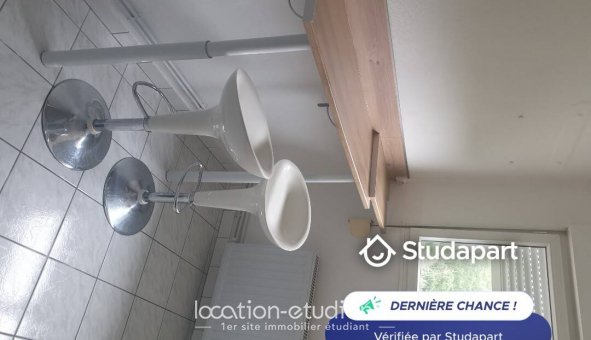 Logement tudiant T2 à Les Ayvelles (08000)