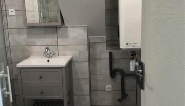 Logement �tudiant T2 &agrave; Les Ayvelles (08000)