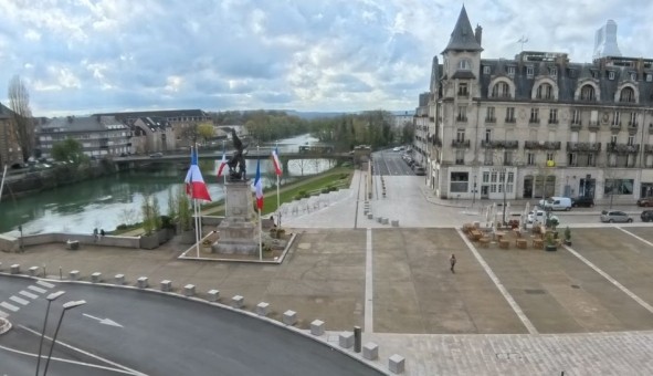 Logement �tudiant T2 &agrave; Les Ayvelles (08000)