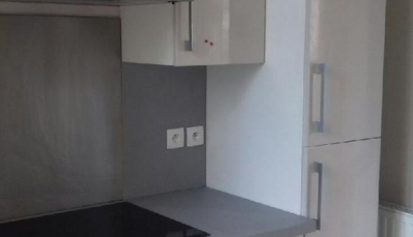 Logement tudiant T2 à Les Essarts le Roi (78690)