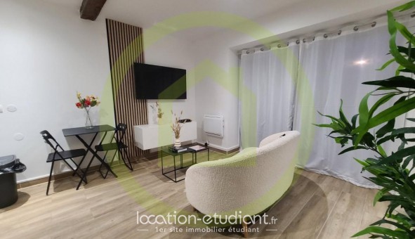 Logement �tudiant T2 &agrave; Les Essarts le Roi (78690)
