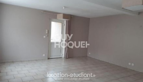 Logement tudiant T2 à Les Essarts ls Szanne (51120)