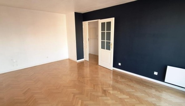 Logement tudiant Location T2 Vide Les Lilas (93260)