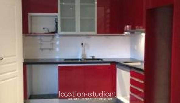 Logement tudiant Location T2 Vide Lesparre Mdoc (33340)