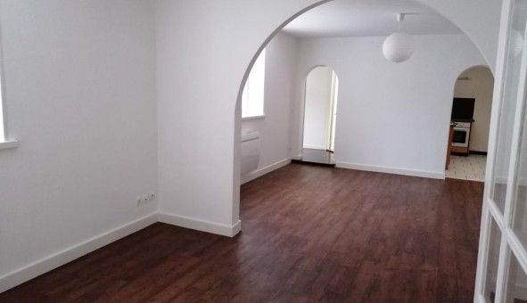 Logement tudiant Location T2 Vide Lille (59800)