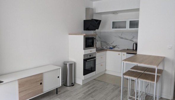 Logement tudiant Location T2 Vide Lille (59800)